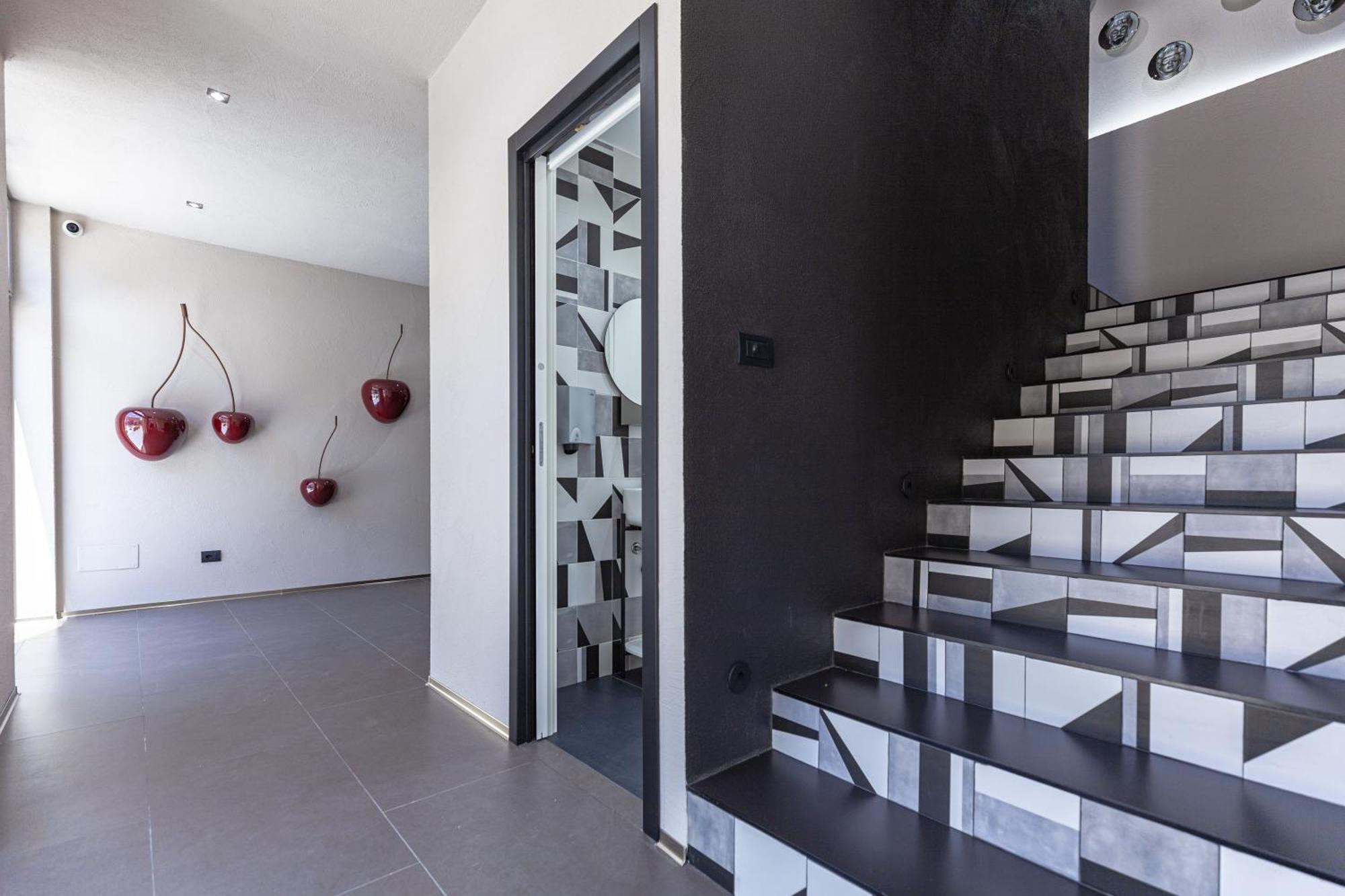 Rh Lifestyle Rooms & Suites ออลเบีย ภายนอก รูปภาพ