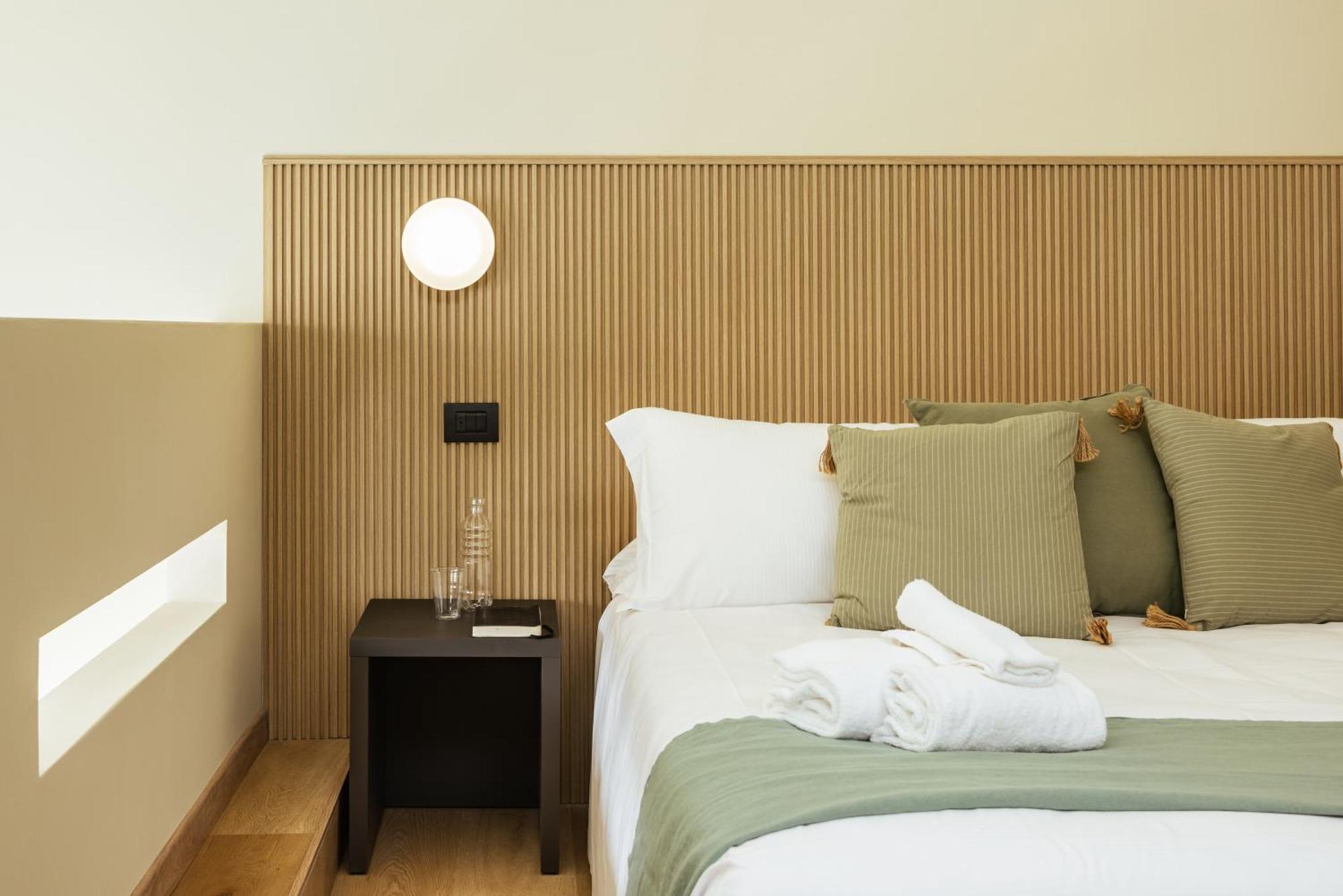 Rh Lifestyle Rooms & Suites ออลเบีย ภายนอก รูปภาพ