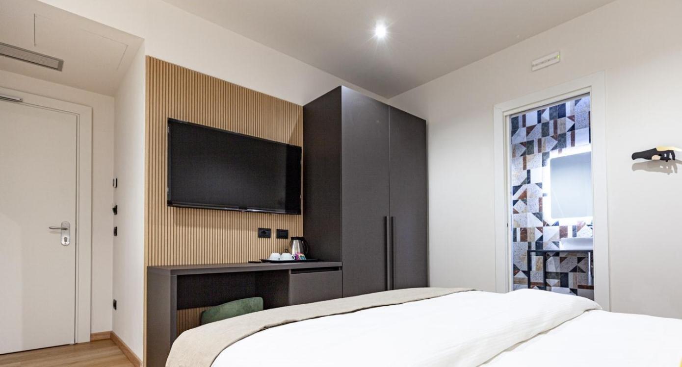 Rh Lifestyle Rooms & Suites ออลเบีย ภายนอก รูปภาพ