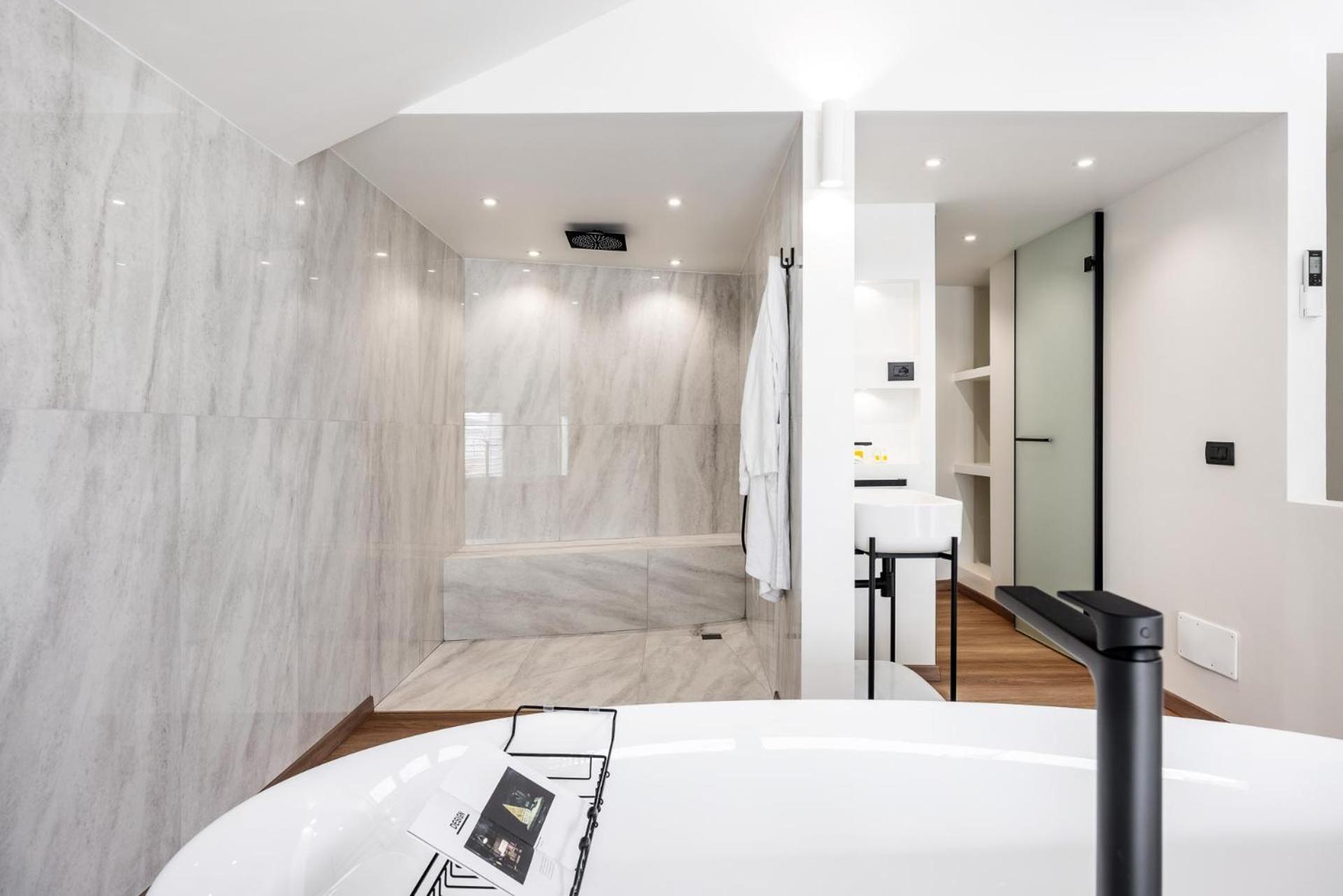 Rh Lifestyle Rooms & Suites ออลเบีย ห้อง รูปภาพ
